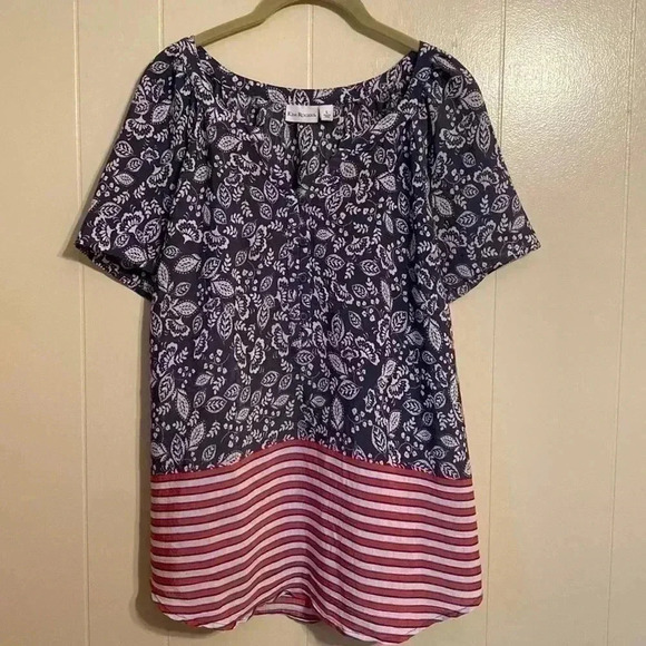 Kim Rogers Blue, Red & White Butterfly Short Sleeve Blouse in Size Large. - Picture 1 of 12
